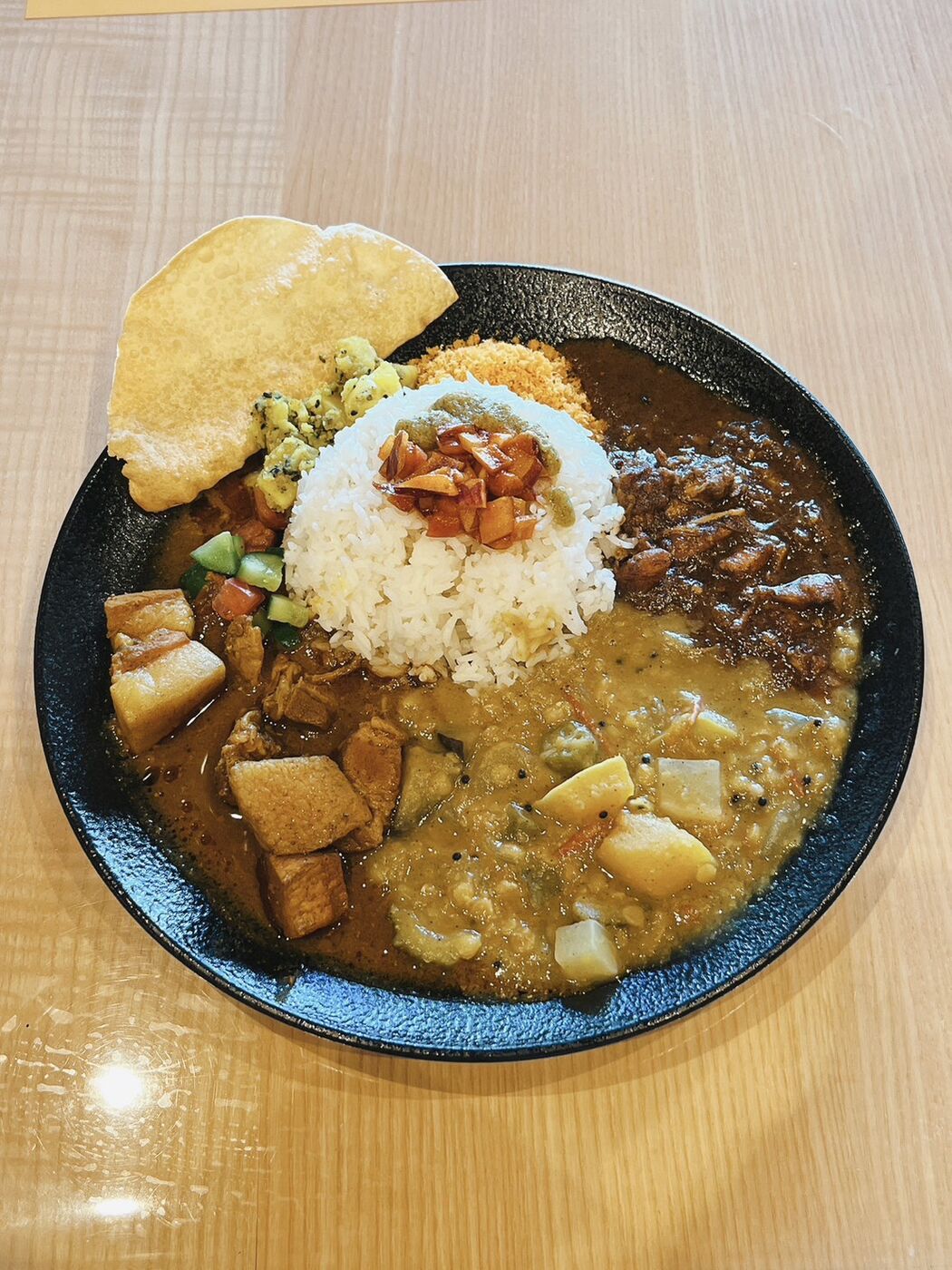 奥越スパイス研究会のスパイスカレー